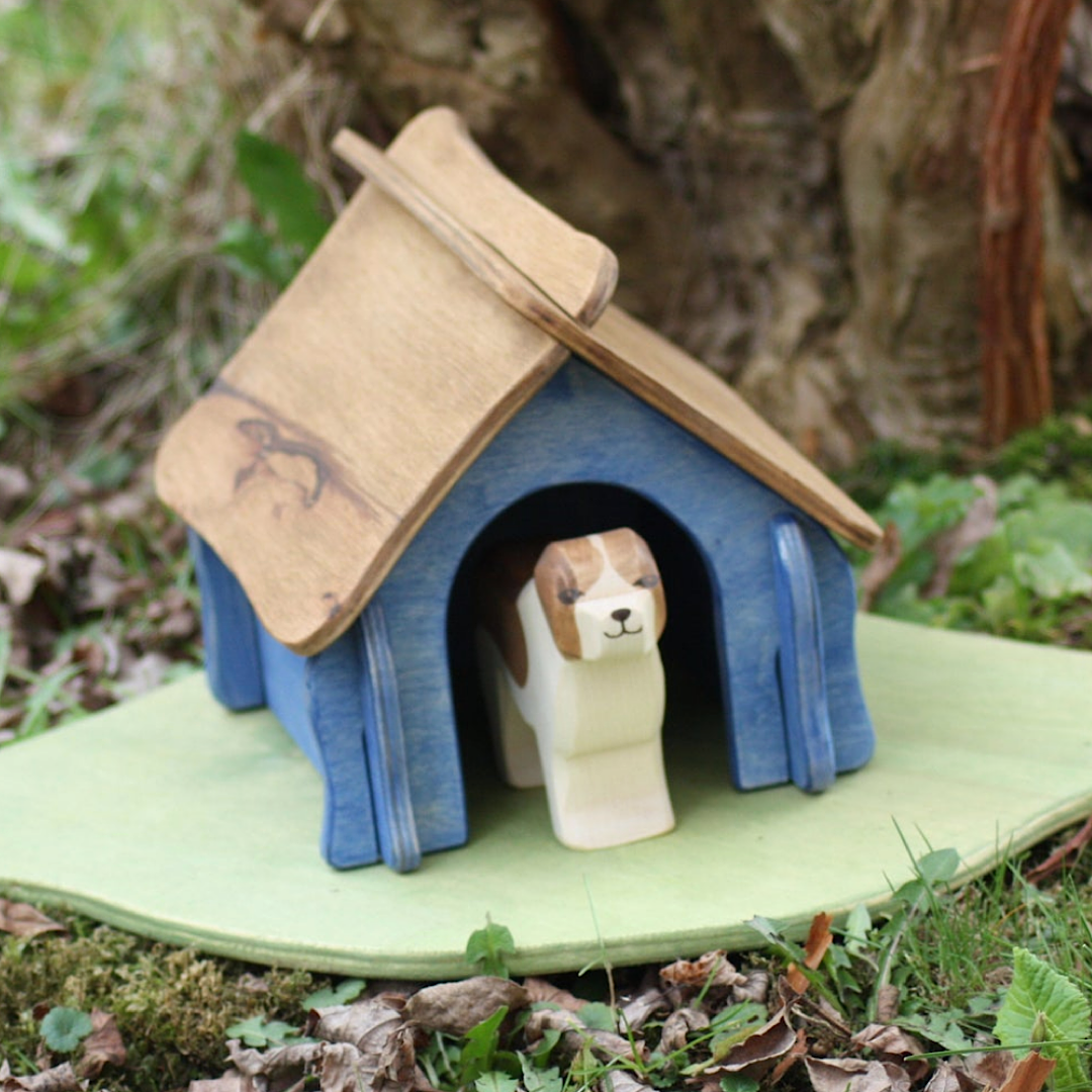 WoodartbyAstiak Wooden Dog House with Meadow