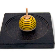Mader Small Plate for Spinning Tops (Ebonized)