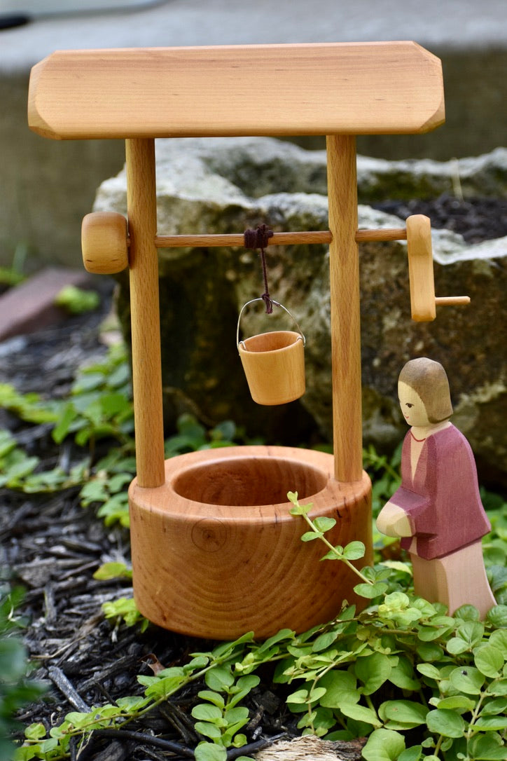 Willi's Holzwerkstatt "Wishing Well"