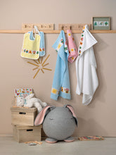 Load image into Gallery viewer, Feiler Hooded Bath Towel &quot;Benjamin&quot;
